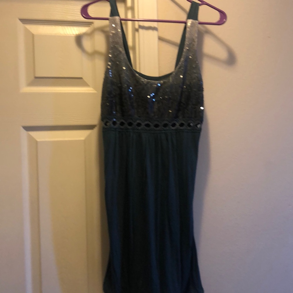 Short green dress